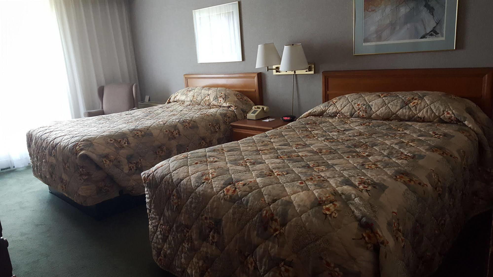 Hibbing Park Hotel Экстерьер фото