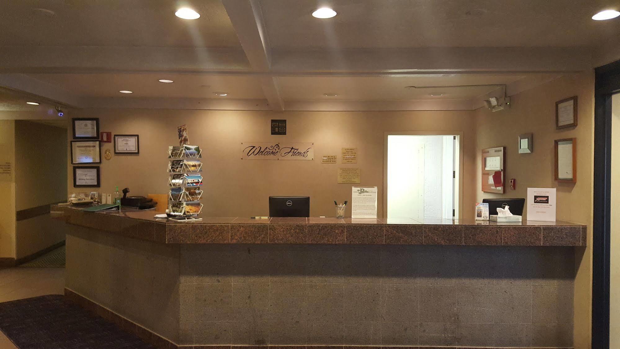 Hibbing Park Hotel Экстерьер фото